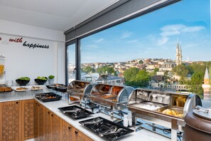 Tägliches inbegriffenes Frühstücksbuffet