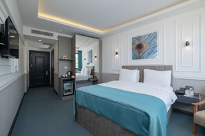 Premium bedding, minibar, in-room safe, desk - Anatolia Otel (Istanbul)
