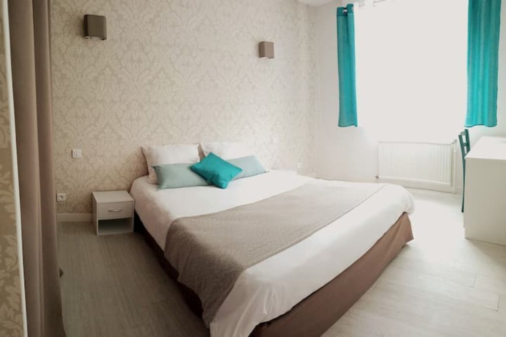 4 chambres, fer et planche à repasser, Wi-Fi gratuit