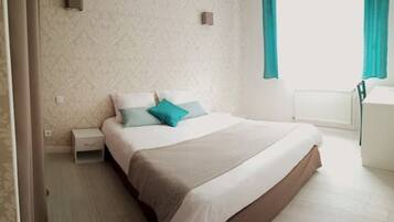 4 chambres, fer et planche Ă repasser, Wi-Fi gratuit