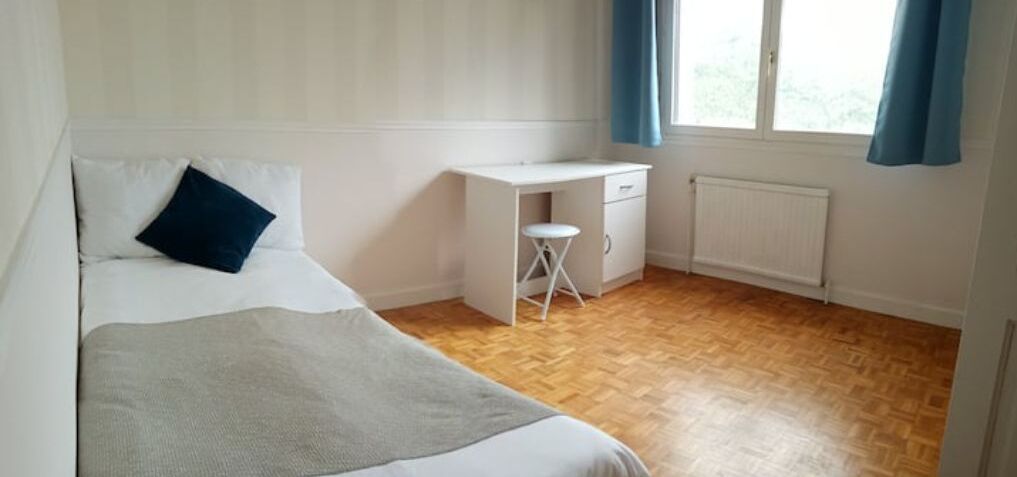 4 chambres, fer et planche à repasser, Wi-Fi gratuit