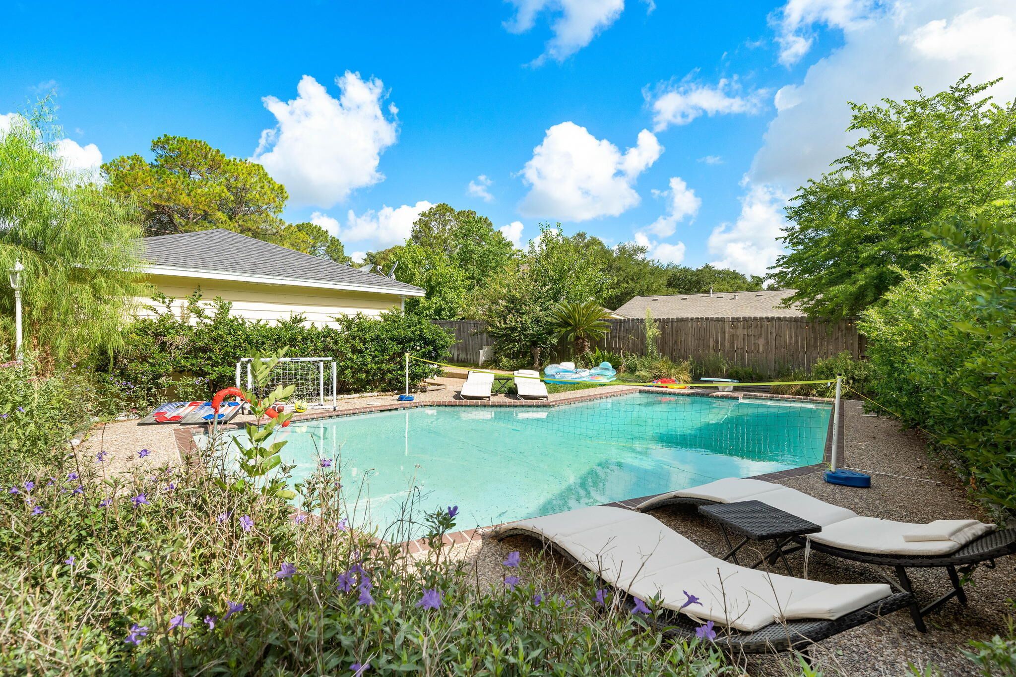 Houston Pool Heaven | BBQ Games | WiFi | Sleep 16
