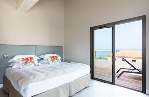 全景客房 (Mistrale) | 高档床上用品、加厚床垫、客房内保险箱、特色家居