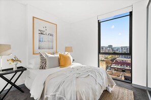 Appartement panoramique, 2 chambres, 2 salles de bains, vue sur l’océan | Draps en coton égyptien, literie de qualité