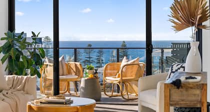 Wollongong CBD Ocean View Apartment