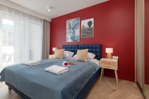 1 bedroom, iron/ironing board, WiFi, bed sheets - Stylish Apartment with Balcony | Parking | 500 m to the Beach (Kołobrzeg)