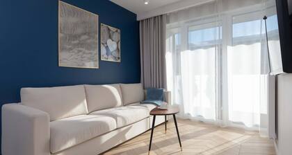 Stylish Apartment with Balcony | Parking | 500 m to the Beach