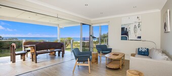 Watermans - Pet Friendly - 1 Min Walk to Beach