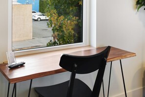 Interior - Summit Lofts, Downtown Mt Shasta, Queen Bed, #207 (Mt Shasta)