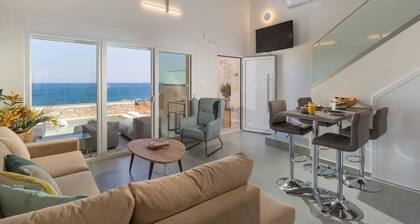 OceanEye Suites - Aura