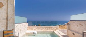 OceanEye Suites - Aura