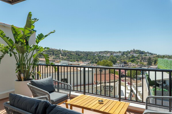 أغطية فراش متميزة وأسرّة بطبقة علوية مريحة وميني بار