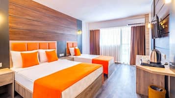 Standard Room | In-room safe, soundproofing, bed sheets