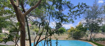 Bel Appartement Climatisé Avec Jardin et Piscine