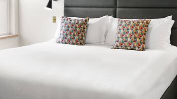 1 habitación, escritorio, wifi gratis y ropa de cama