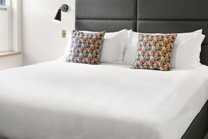 1 chambre, bureau, Wi-Fi gratuit, draps fournis