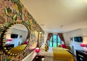 بديكورات فريدة لكل غرفة وطراز فريد لكل وحدة ومساحة عمل للكمبيوتر المحمول