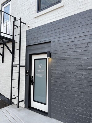 Exterior detail - Summit Lofts+Brick walls+King Suite+Mt Shasta(101) (Mt Shasta)