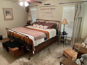 2 dormitorios, tabla de planchar con plancha, wifi gratis y ropa de cama