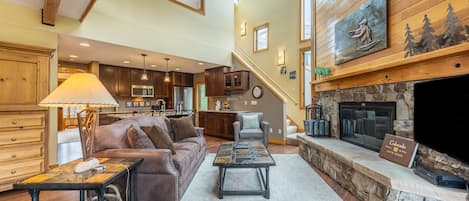 Smart TV, fireplace, DVD player