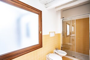 Dusche, Haartrockner