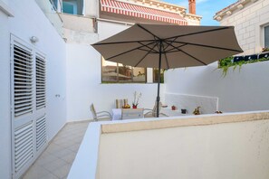 Departamento (Two Bedroom Apartment with Terrace) | Exterior