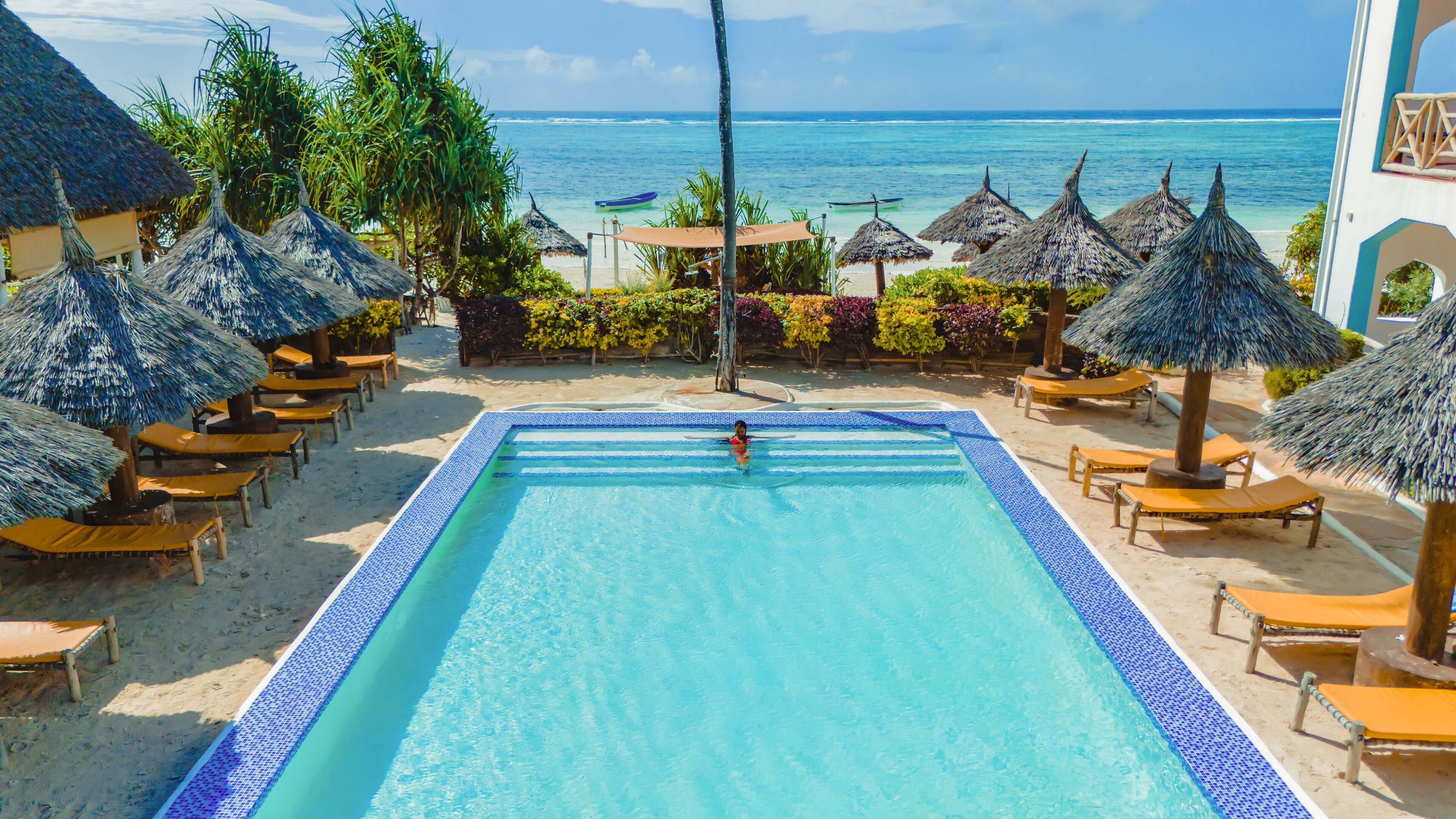 Outdoor pool, open 9:00 AM to 6:00 PM, sun loungers