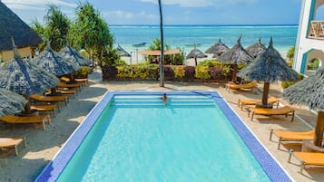 Outdoor pool, open 9:00 AM to 6:00 PM, sun loungers