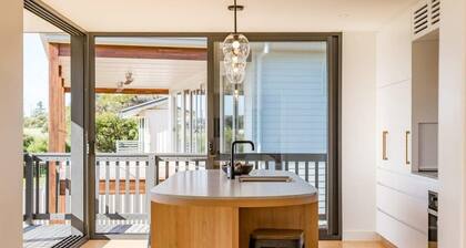81 Bristow-Smith Goolwa Beach - Linen / WiFi