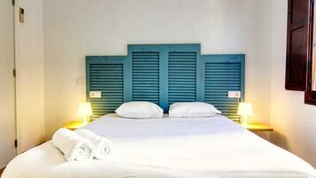 6 dormitorios, escritorio, tabla de planchar con plancha y wifi gratis