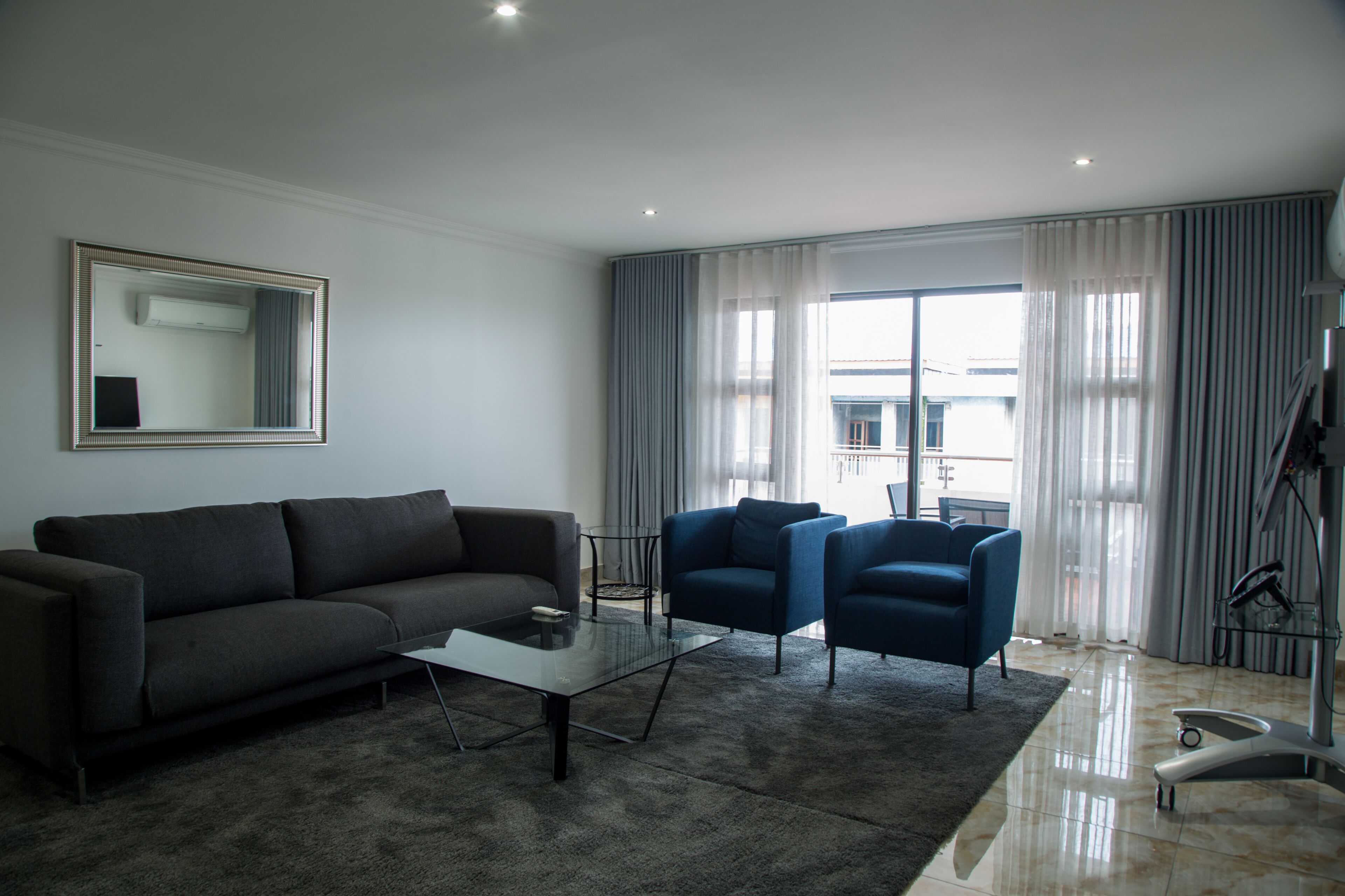 Royal Apartment | Living area