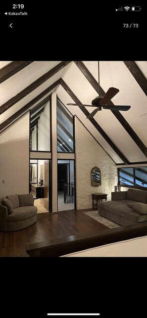 2 floor’s master’s bedroom  - Family vacation house (Enid)