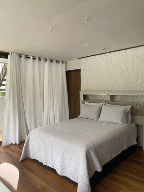 4 bedrooms, WiFi