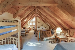 3 bedrooms, free WiFi, bed sheets - Eagles Nest On Smith Lake (Garrison)