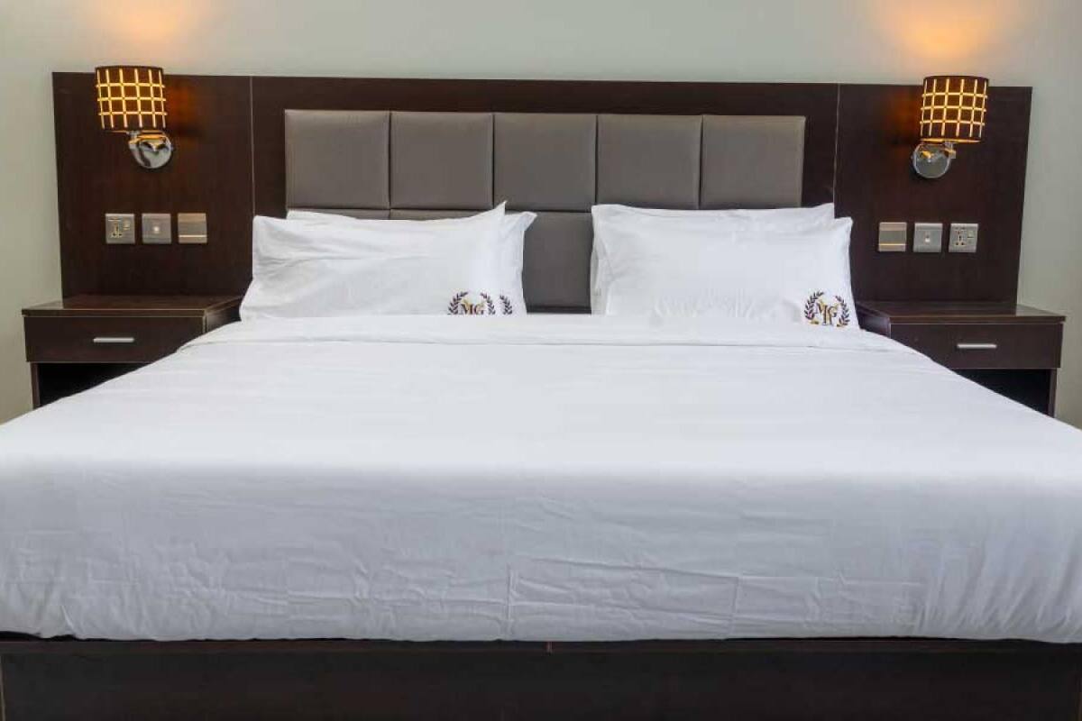 In-room safe, individually furnished, desk, laptop workspace