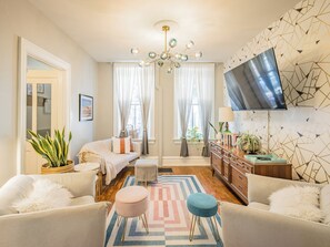 TV connectée, Netflix, Hulu, livres