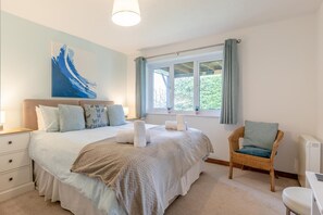 4 bedrooms, iron/ironing board, travel crib, free WiFi