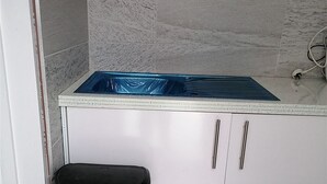 Private kitchen - Impeccable 1-bed Studio in Plymouth (Plymouth)