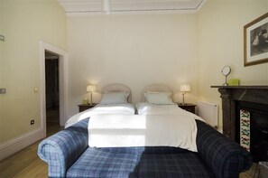 7 soverom, strykejern/-brett, reiseseng for barn og wi-fi (inkludert)