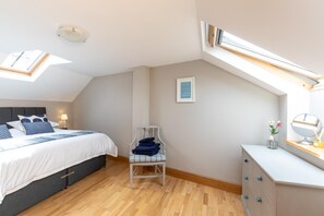 2 bedrooms, iron/ironing board, travel cot, free WiFi - 2 Bed in Braunton (oc-stabb) (Braunton)