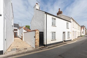 Exterior - 2 Bed in Braunton (oc-stabb) (Braunton)