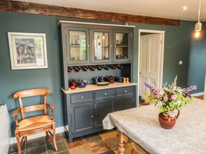 Cottage | Interior