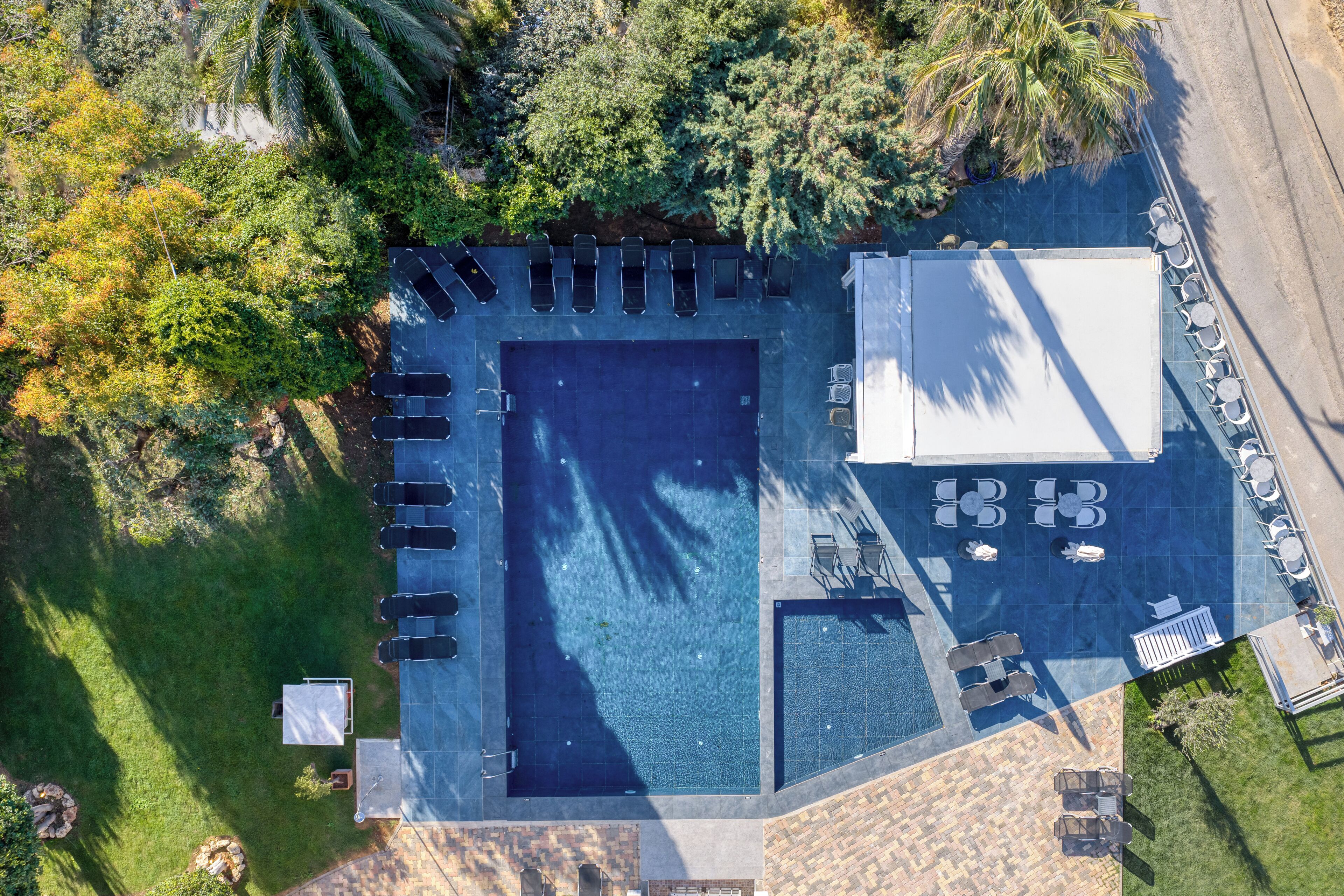 Piscina externa sazonal