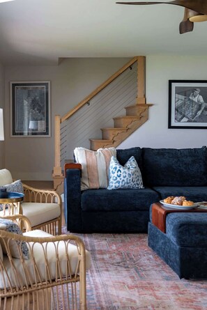 Téléviseur, bureau