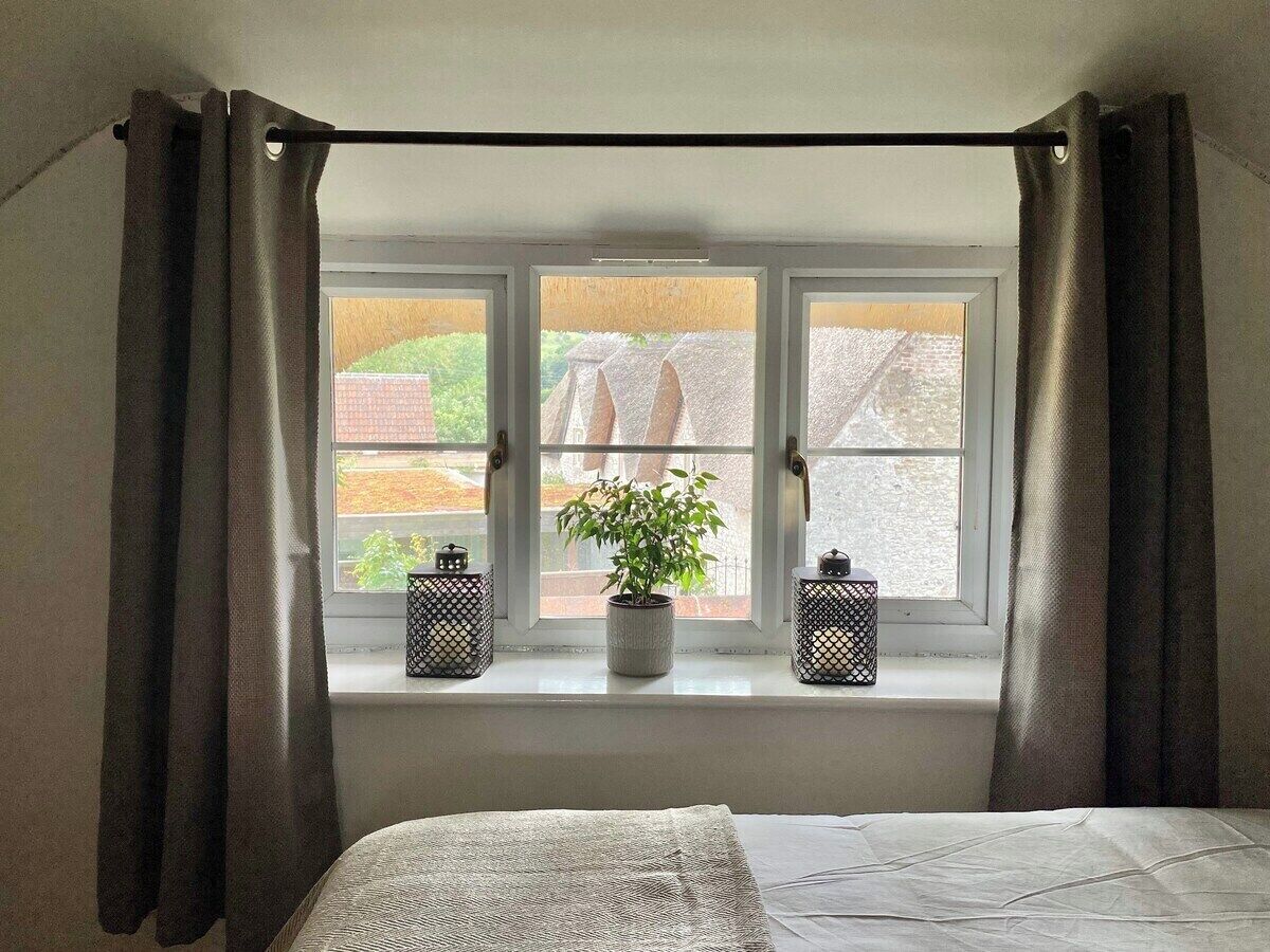 3 bedrooms, iron/ironing board, travel crib, WiFi