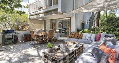 A 2BR Villa in Sounio with pool