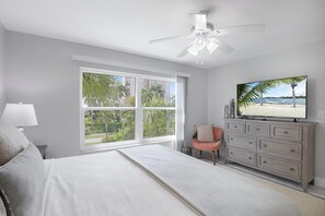 Kondominium, Beberapa Tempat Tidur (Oceangoing condo with pool and steps ) | 2 kamar tidur