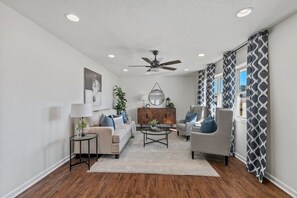 تلفزيون ذكي