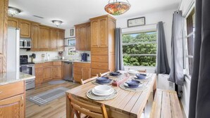 บ้านพัก, หลายเตียง (Goodland pet-friendly home with dock ) | ครัวส่วนตัว