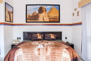 Chambre Deluxe (Egipto) | Lit avec matelas Select Comfort, décor unique, ameublement unique